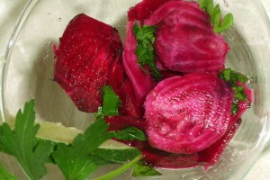 raw beets with lemon and parsley